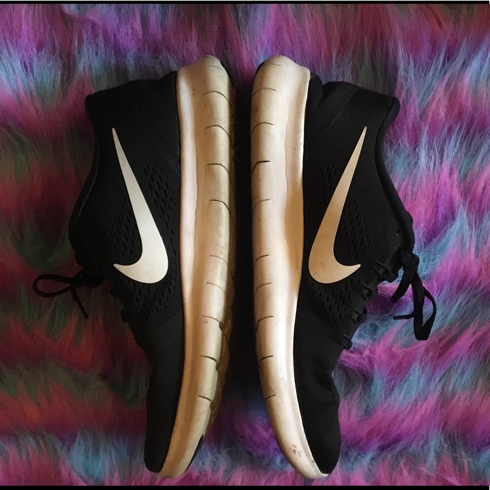 Nike Free RN 2016 Classic Black & White